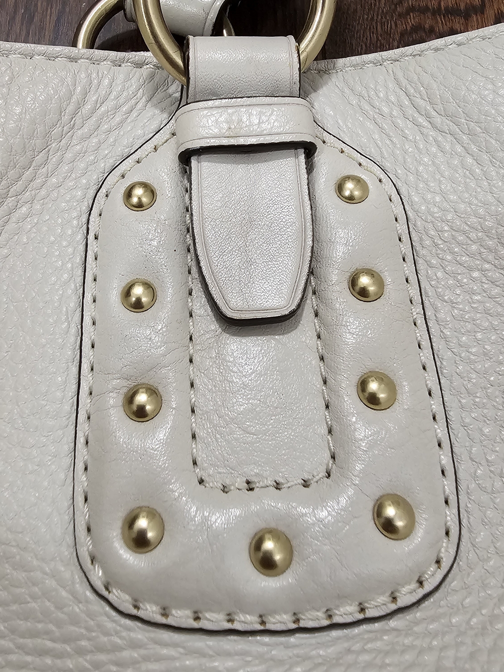 Michael Kors Astor White Pebbled Leather Crossbody Bag - Picture 5 of 14